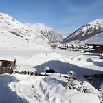 Casa Peri